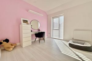 Bedroom- click for photo gallery